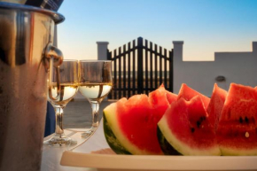  Nautilus Beach House  Парадейси